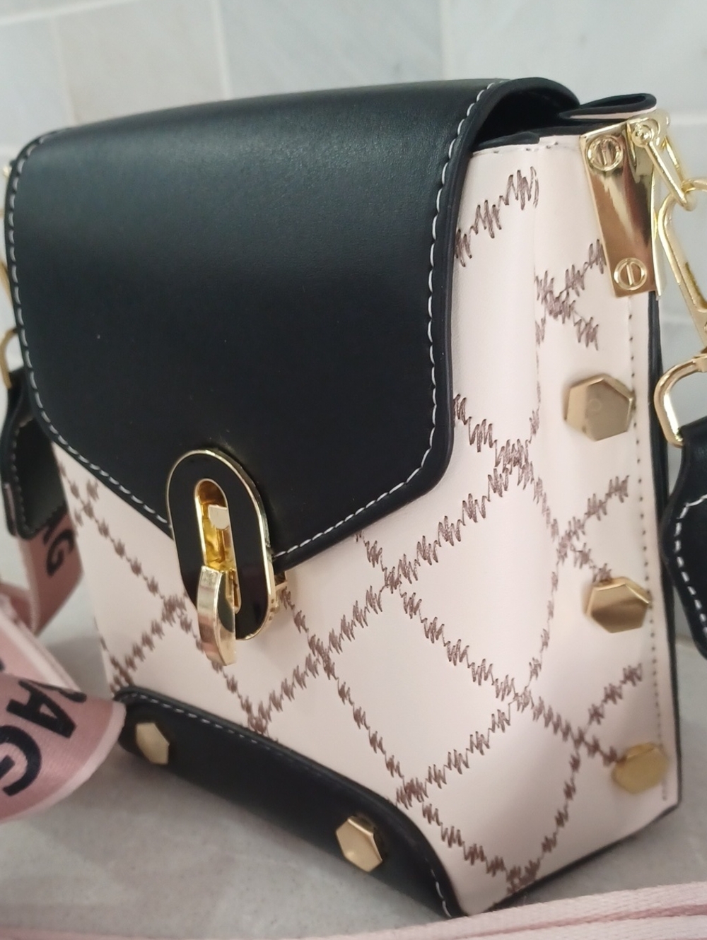 Black Cream Pink Diamond Crossbody Mini Box Bag Purse Removable Wide Strap - Picture 5 of 11